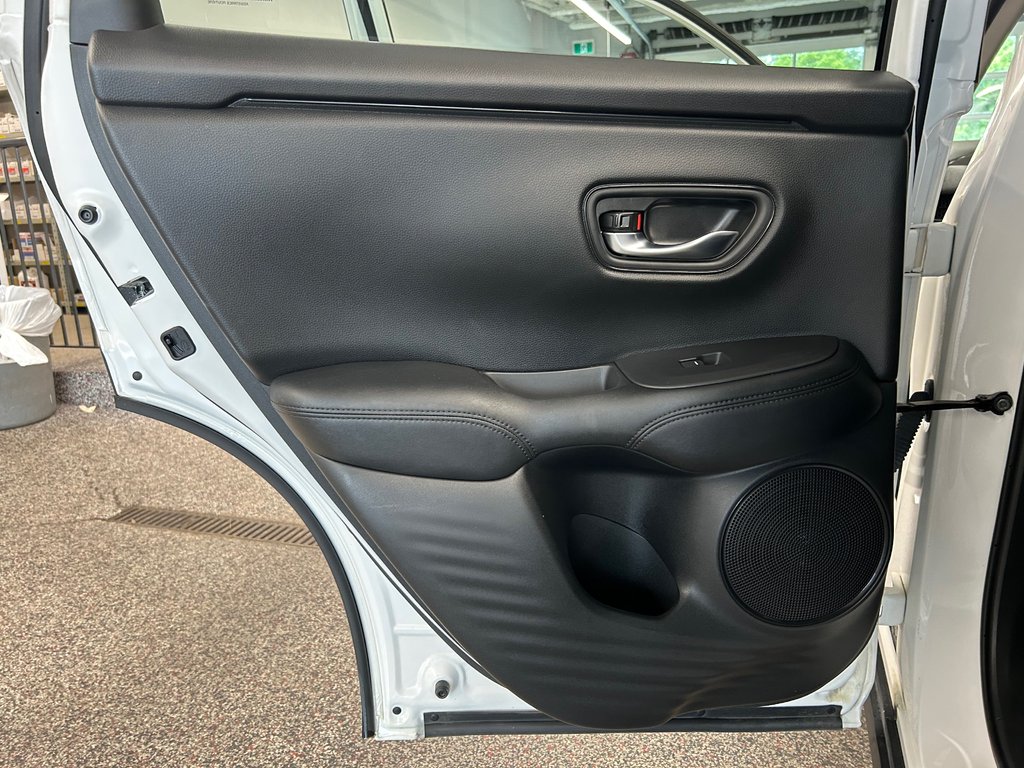 Honda HR-V LX-B, CAMERA, JAMAIS ACCIDENTÉ, MAGS,APPLE CARPLAY 2024 à Mirabel, Québec - 24 - w1024h768px
