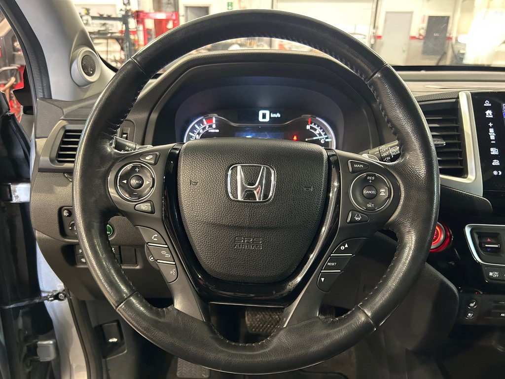 2017 Honda Pilot Touring, 8 PNEUS, 7 PLACES, CUIR, TOIT, GPS, DVD in Mirabel, Quebec - 12 - w1024h768px