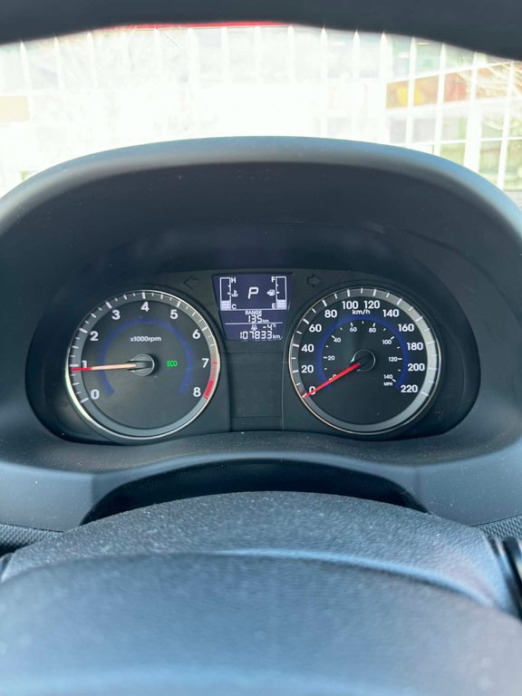 Hyundai Accent GL, JAMAIS ACCIDENTÉ, AUTOMATIQUE, 8 PNEUS 2017 à Mirabel, Québec - 10 - w1024h768px