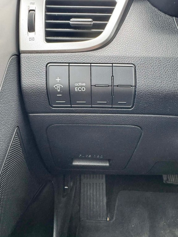 Hyundai Elantra GT GLS w/Tech Pkg, JAMAIS ACCIDENTÉ, TOIT PANORAMIQUE 2016 à Mirabel, Québec - 16 - w1024h768px