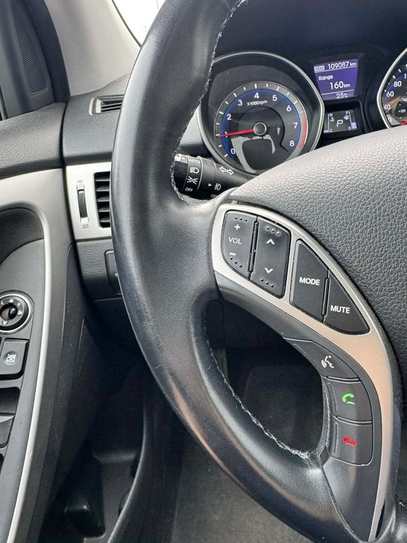 Hyundai Elantra GT GLS w/Tech Pkg, JAMAIS ACCIDENTÉ, TOIT PANORAMIQUE 2016 à Mirabel, Québec - 12 - w1024h768px