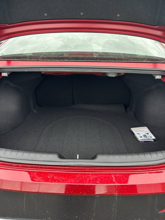 2024 Hyundai Elantra Hybrid Luxury, CUIR, TOIT, JAMAIS ACCIDENTÉ, GPS in Mirabel, Quebec - 24 - w1024h768px