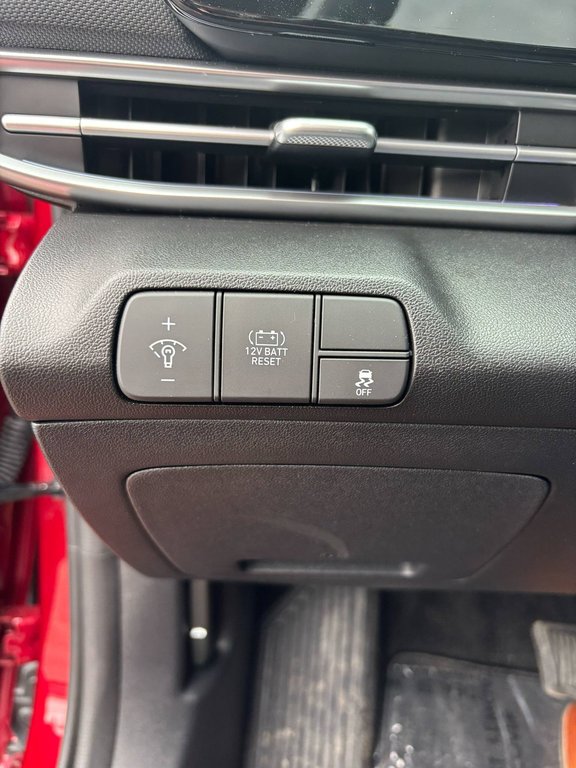 2024 Hyundai Elantra Hybrid Luxury, CUIR, TOIT, JAMAIS ACCIDENTÉ, GPS in Mirabel, Quebec - 21 - w1024h768px