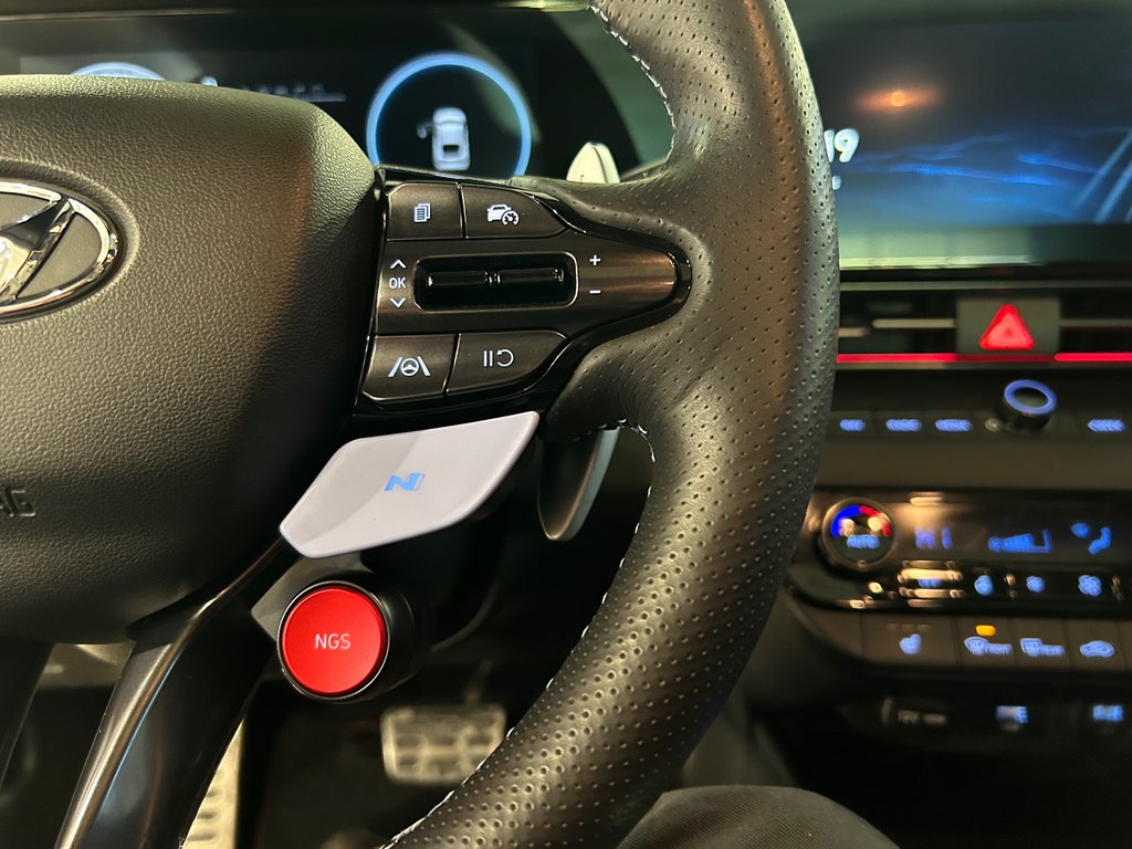 Hyundai Elantra N DCT, JAMAIS ACCIDENTÉ, GPS, CUIR/SUEDE, TOIT, BOSE 2023 à Mirabel, Québec - 18 - w1024h768px