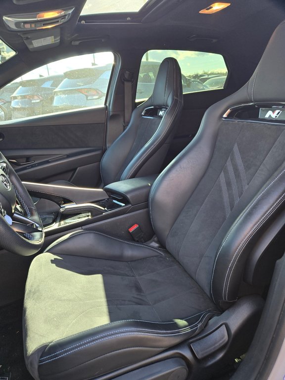 Hyundai Elantra N DCT, JAMAIS ACCIDENTÉ, GPS, CUIR/SUEDE, TOIT, BOSE 2023 à Mirabel, Québec - 9 - w1024h768px