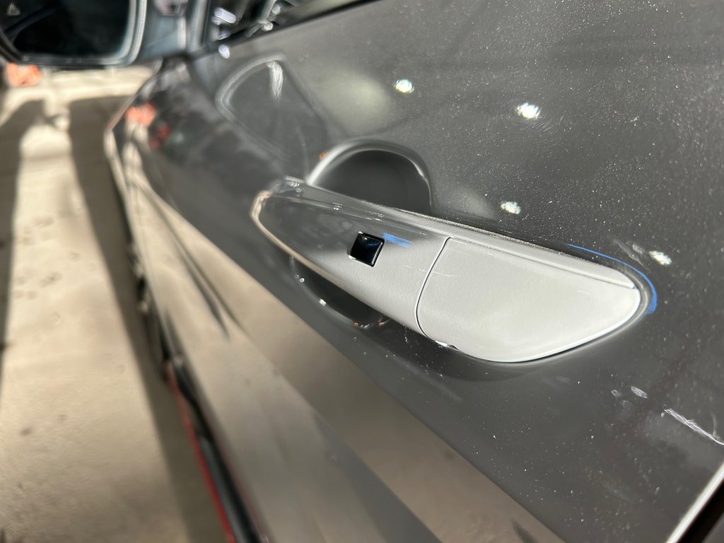 Hyundai Elantra N DCT, JAMAIS ACCIDENTÉ, GPS, CUIR/SUEDE, TOIT, BOSE 2023 à Mirabel, Québec - 16 - w1024h768px