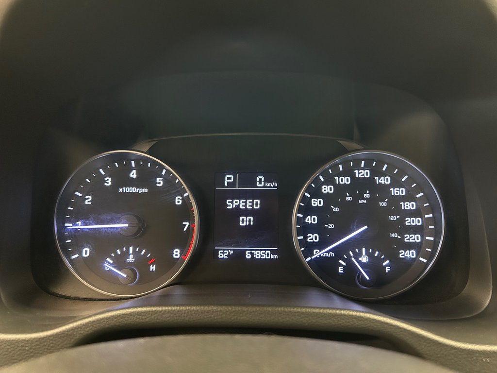 Hyundai Elantra LE, SIÈGES CHAUFFANTS, AUTOMATIQUE, A/C 2017 à Mirabel, Québec - 11 - w1024h768px