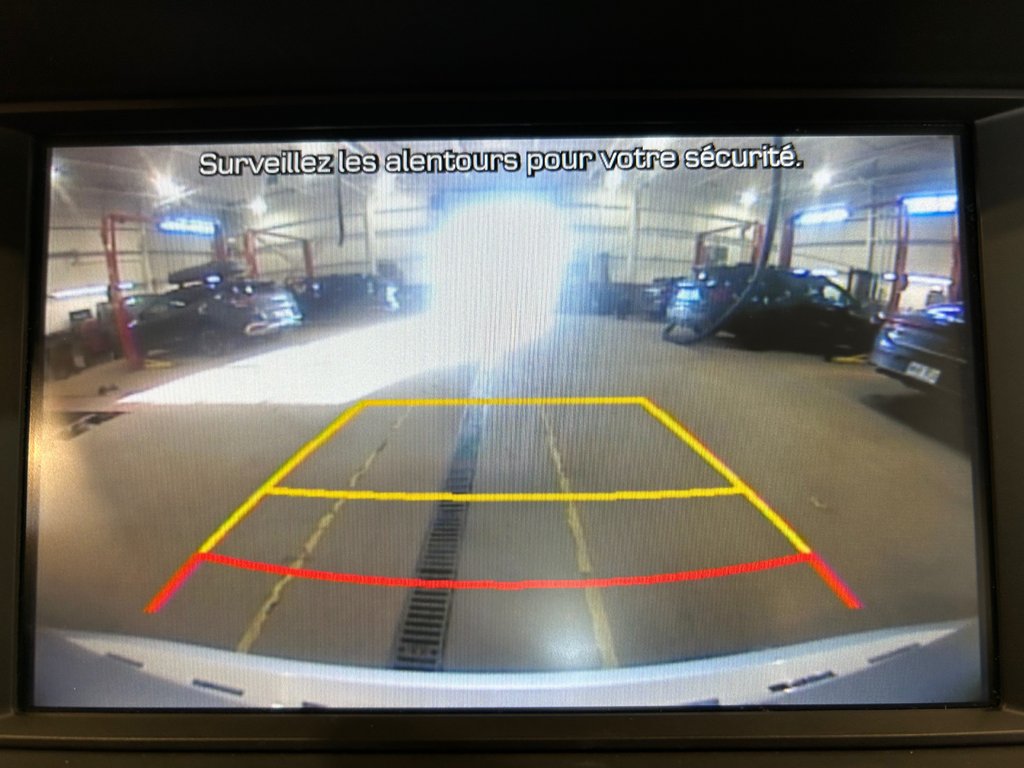 2019 Hyundai Elantra Preferred, JAMAIS ACCIDENTÉ, SIÈGES CHAUFFANTS in Mirabel, Quebec - 18 - w1024h768px