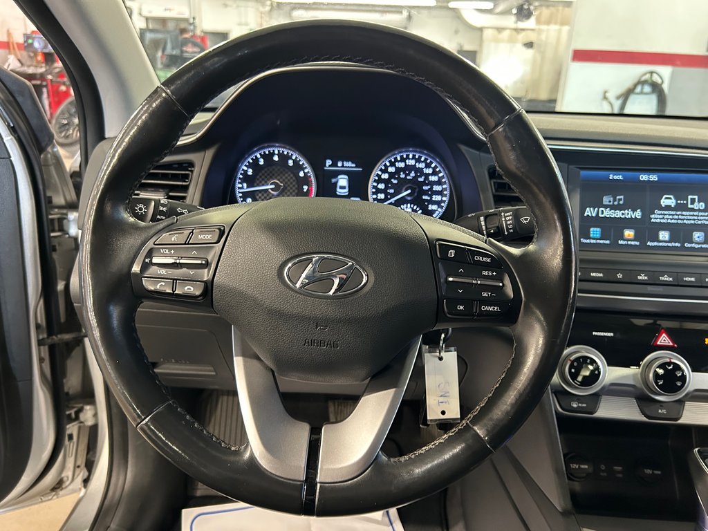 2019 Hyundai Elantra Preferred, JAMAIS ACCIDENTÉ, SIÈGES CHAUFFANTS in Mirabel, Quebec - 10 - w1024h768px