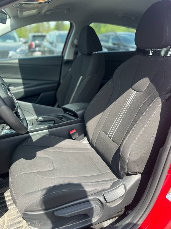 Hyundai Elantra Preferred, JAMAIS ACCIDENTÉ, 8 PNEUS, MAGS 2021 à Mirabel, Québec - 7 - w1024h768px