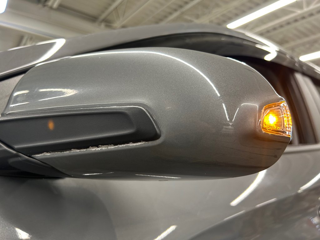 2023 Hyundai Kona Essential, JAMAIS ACCIDENTÉ, AWD, 2 SET DE PNEUS in Mirabel, Quebec - 14 - w1024h768px