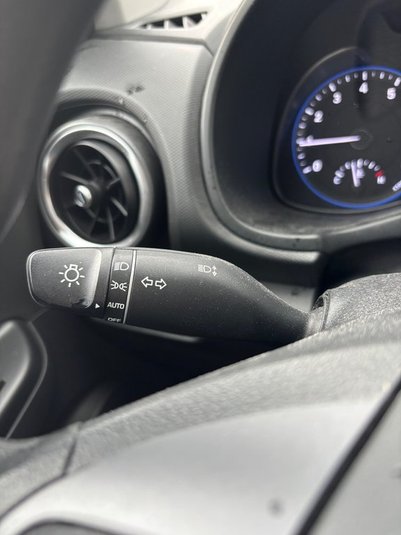 Hyundai Kona Essential, JAMAIS ACCIDENTÉ, SIÈGES CHAUFFANTS 2023 à Mirabel, Québec - 16 - w1024h768px