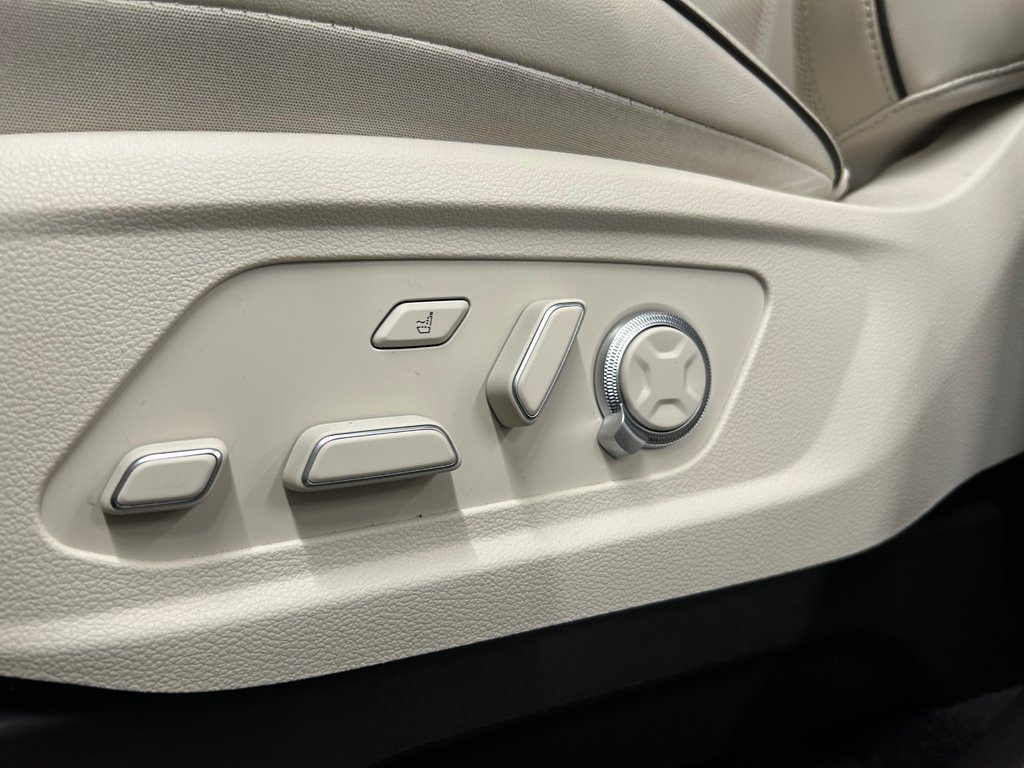 Hyundai Palisade Ultimate Calligraphy, JAMAIS ACCIDENTÉ, 6 PASSAGER 2023 à Mirabel, Québec - 12 - w1024h768px