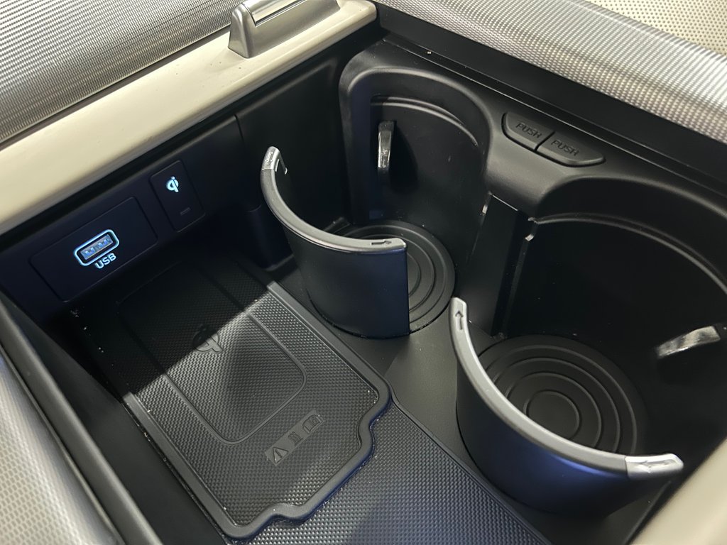 Hyundai Palisade Ultimate Calligraphy, JAMAIS ACCIDENTÉ, 6 PASSAGER 2023 à Mirabel, Québec - 28 - w1024h768px