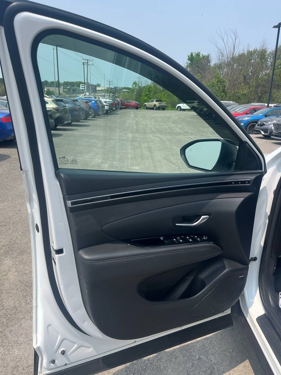2024 Hyundai Tucson Plug-In Hybrid Ultimate, JAMAIS ACCIDENTÉ, CUIR, TOIT, GPS, AWD in Mirabel, Quebec - 6 - w1024h768px