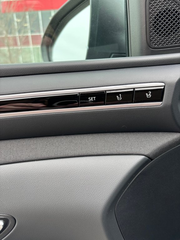 Hyundai Tucson Plug-In Hybrid Ultimate, JAMAIS ACCIDENTÉ, 8 PNEUS, CUIR, TOIT 2024 à Mirabel, Québec - 8 - w1024h768px