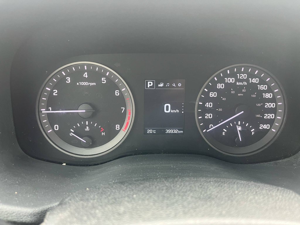 2017 Hyundai Tucson SE, CUIR, TOIT, AWD, HITCH, MAGS in Mirabel, Quebec - 10 - w1024h768px