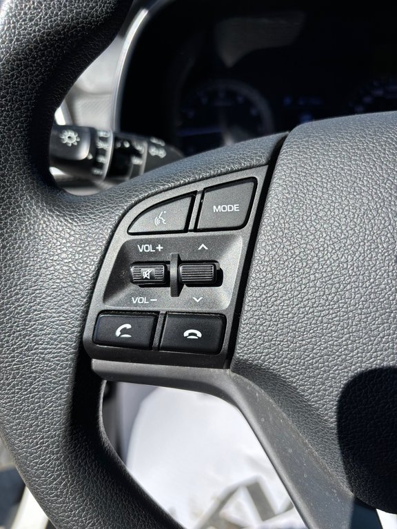 Hyundai Tucson Essential, JAMAIS ACCIDENTÉ, AWD, AUTOMATIQUE 2019 à Mirabel, Québec - 14 - w1024h768px