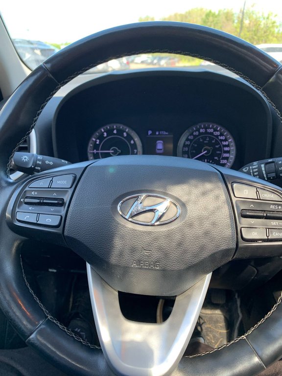 Hyundai Venue Trend, JAMAIS ACCIDENTÉ, 8 PNEUS, TOIT OUVRANT 2022 à Mirabel, Québec - 8 - w1024h768px