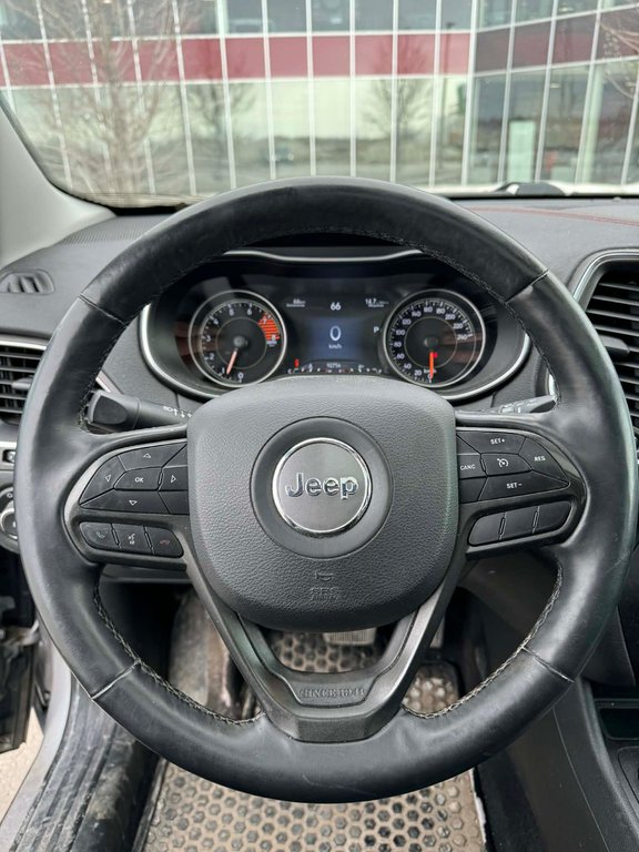 2019 Jeep Cherokee Trailhawk Elite, JAMAIS ACCIDENTÉ, V6, CUIR, TOIT in Mirabel, Quebec - 8 - w1024h768px