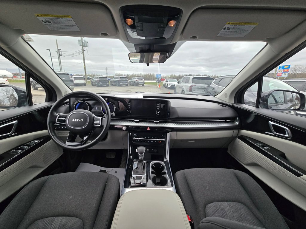 2023 Kia Carnival LX+, JAMAIS ACCIDENTÉ, 8 PASSAGERS, MAGS in Mirabel, Quebec - 3 - w1024h768px