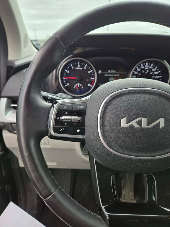2023 Kia Carnival LX+, JAMAIS ACCIDENTÉ, 8 PASSAGERS, MAGS in Mirabel, Quebec - 13 - w1024h768px