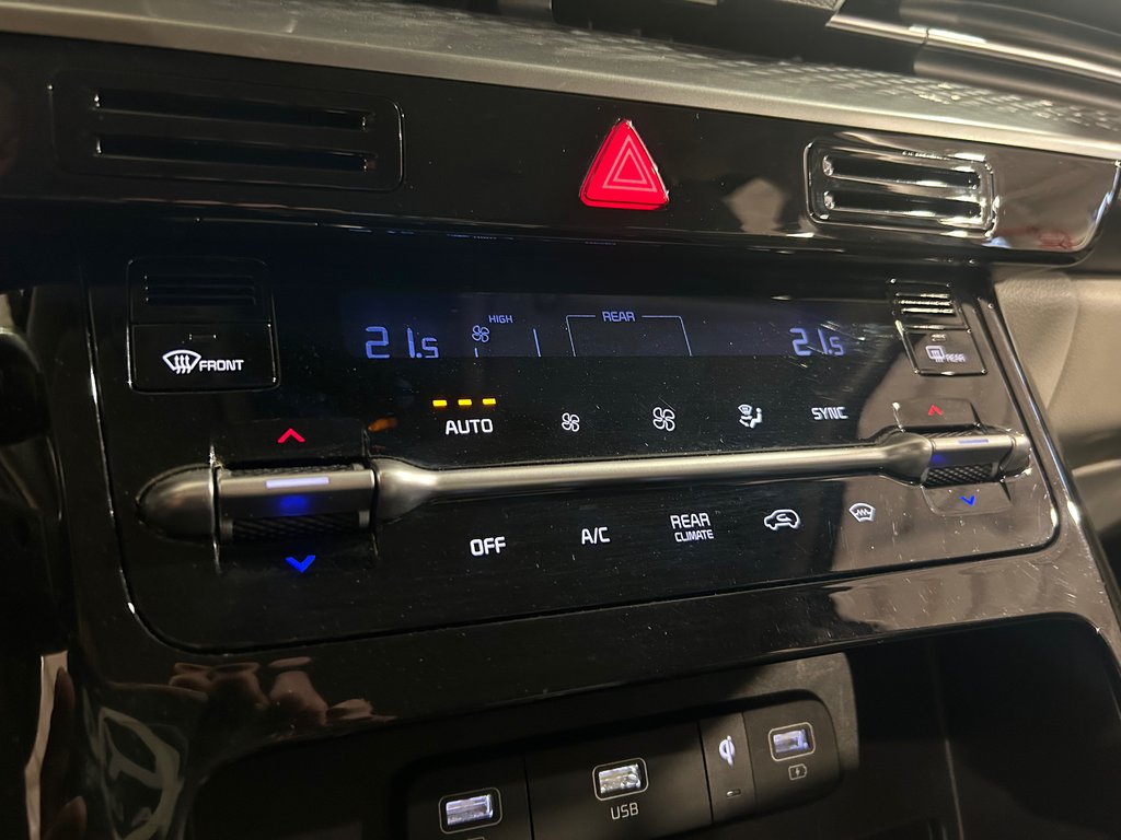 Kia Carnival LX+, JAMAIS ACCIDENTÉ, 8 PASSAGERS, V6 2024 à Mirabel, Québec - 22 - w1024h768px