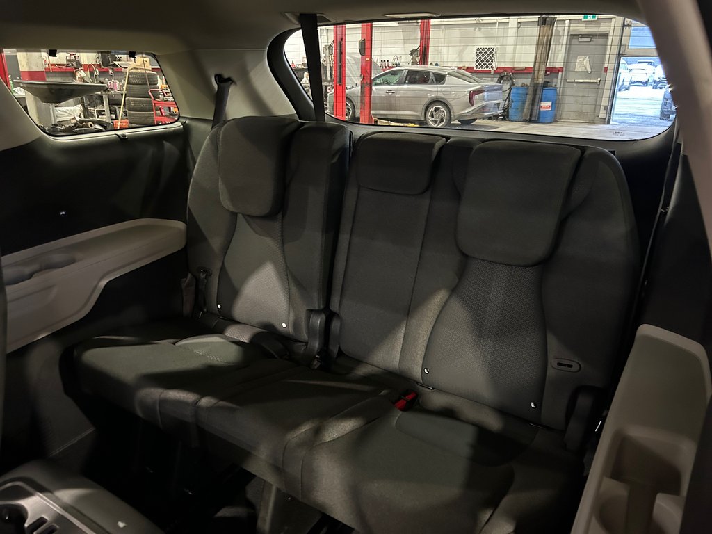 Kia Carnival LX+, JAMAIS ACCIDENTÉ, 8 PASSAGERS, V6 2024 à Mirabel, Québec - 28 - w1024h768px