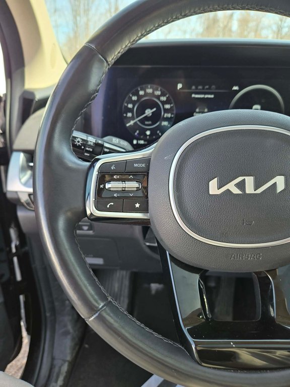 Kia Carnival SX, JAMAIS ACCIDENTÉ, 7 PASSAGERS, CUIR, TOIT, GPS 2024 à Mirabel, Québec - 13 - w1024h768px