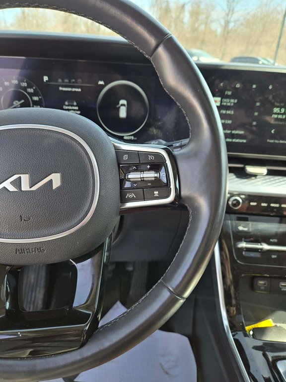 Kia Carnival SX, JAMAIS ACCIDENTÉ, 7 PASSAGERS, CUIR, TOIT, GPS 2024 à Mirabel, Québec - 14 - w1024h768px