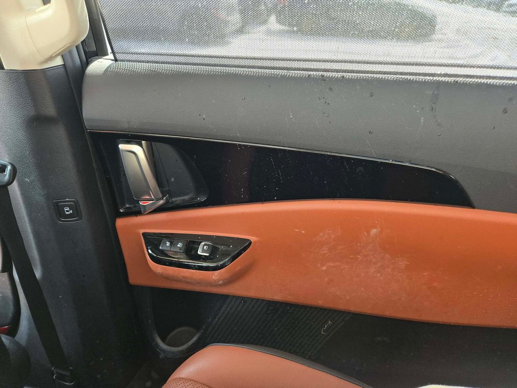 Kia Carnival SX, JAMAIS ACCIDENTÉ, 7 PASSAGERS, CUIR, TOIT, GPS 2024 à Mirabel, Québec - 25 - w1024h768px