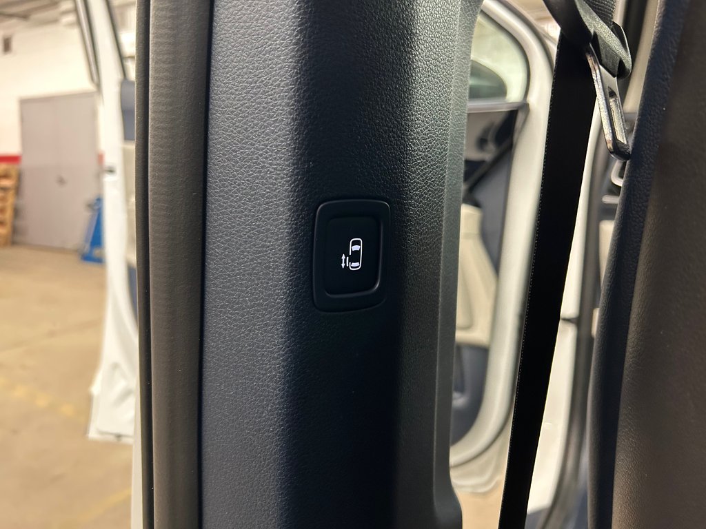 Kia Carnival SX+, JAMAIS ACCIDENTÉ, 7 PASSAGERS, CUIR, PNEUS DHIVER 2025 à Mirabel, Québec - 40 - w1024h768px