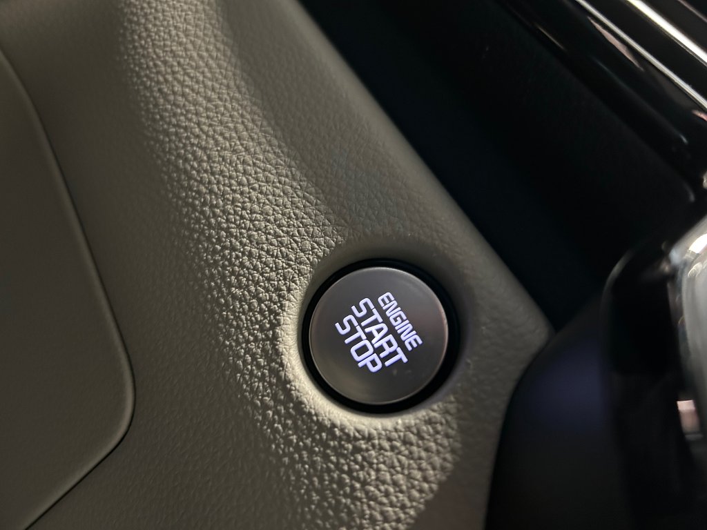 Kia Carnival SX+, JAMAIS ACCIDENTÉ, 7 PASSAGERS, CUIR, PNEUS DHIVER 2025 à Mirabel, Québec - 31 - w1024h768px