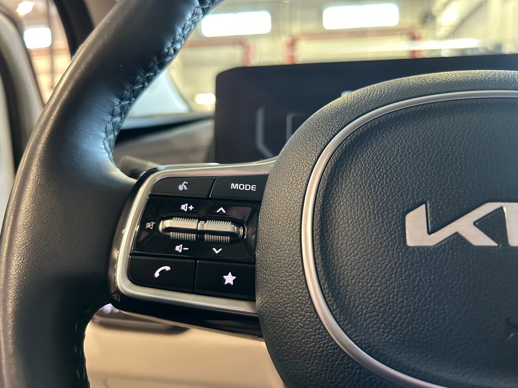 Kia Carnival SX+, JAMAIS ACCIDENTÉ, 7 PASSAGERS, CUIR, PNEUS DHIVER 2025 à Mirabel, Québec - 18 - w1024h768px