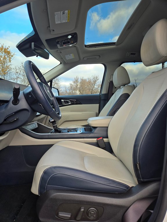 Kia Carnival SX+, JAMAIS ACCIDENTÉ, 7 PASSAGERS, CUIR, HUD, GPS 2025 à Mirabel, Québec - 8 - w1024h768px