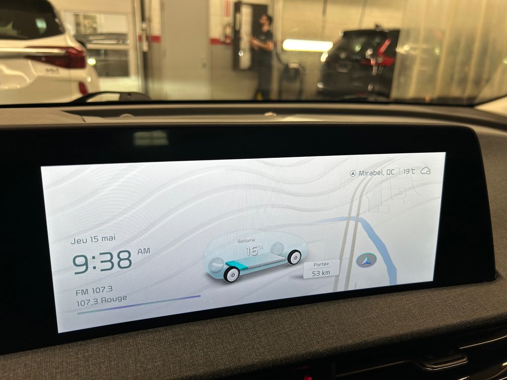 Kia EV6 Long Range, 441 KM AUTONOMIE, 8 PNEUS 2023 à Mirabel, Québec - 19 - w1024h768px