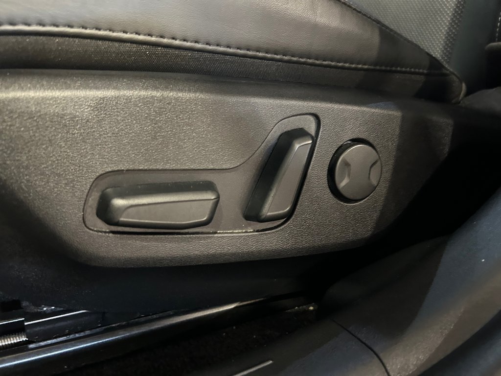 Kia EV6 Long Range, 441 KM AUTONOMIE, 8 PNEUS 2023 à Mirabel, Québec - 11 - w1024h768px