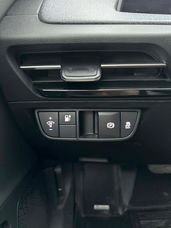 2023 Kia EV6 Long Range, JAMAIS ACCIDENTÉ, 441 KM AUTONOMIE in Mirabel, Quebec - 17 - w1024h768px