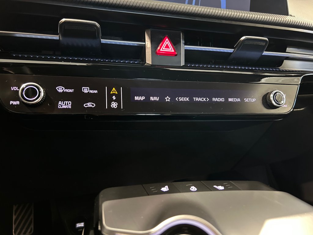2024 Kia EV6 Land GT-Line 1, JAMAIS ACCIDENTÉ, AWD, CUIR, HITCH in Mirabel, Quebec - 24 - w1024h768px