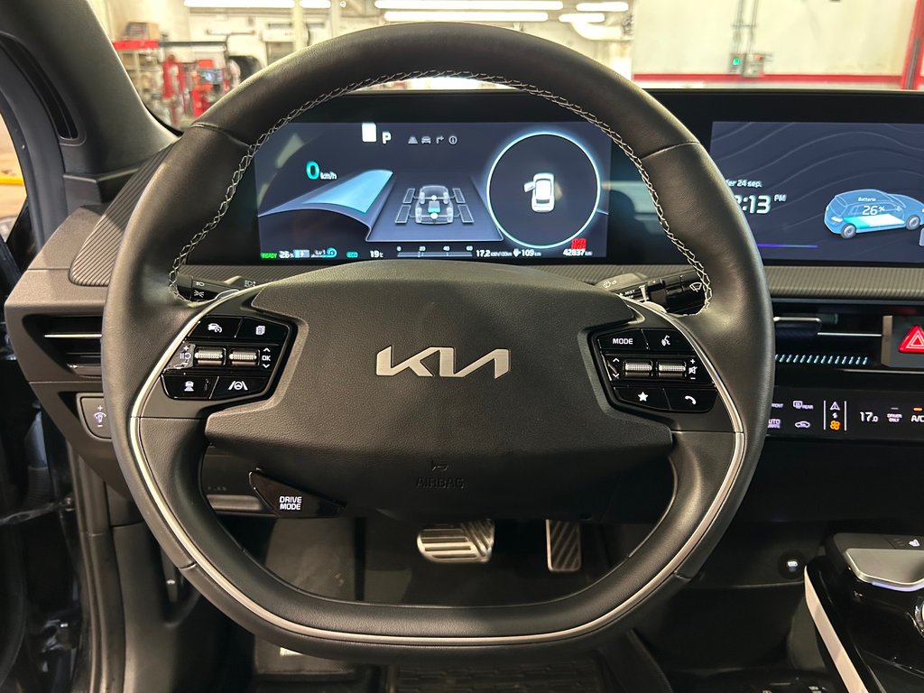 2024 Kia EV6 Land GT-Line 1, JAMAIS ACCIDENTÉ, AWD, CUIR, HITCH in Mirabel, Quebec - 12 - w1024h768px