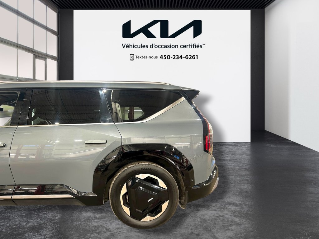 Kia EV9 Land w/Premium Package, 8 PNEUS, HITCH 2025 à Mirabel, Québec - 35 - w1024h768px
