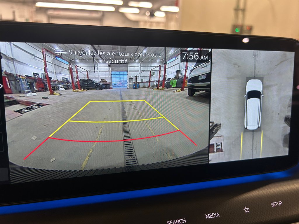 Kia EV9 Land w/Premium Package, 8 PNEUS, HITCH 2025 à Mirabel, Québec - 25 - w1024h768px