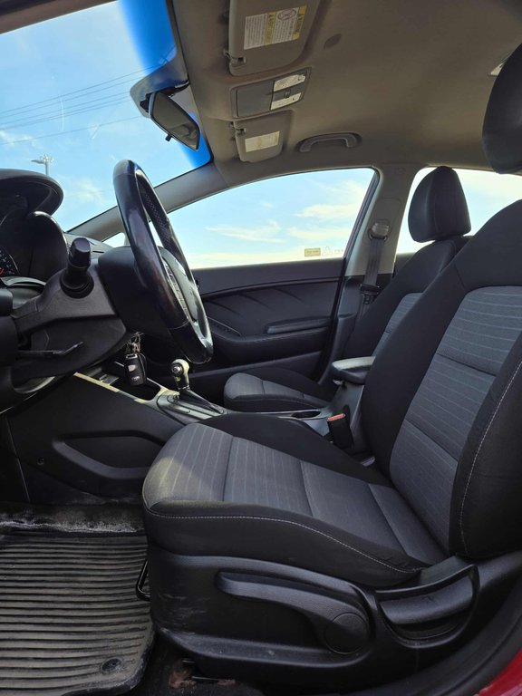 Kia Forte LX+, AUTOMATIQUE, SIÈGES CHAUFFANTS, MAGS 2014 à Mirabel, Québec - 8 - w1024h768px