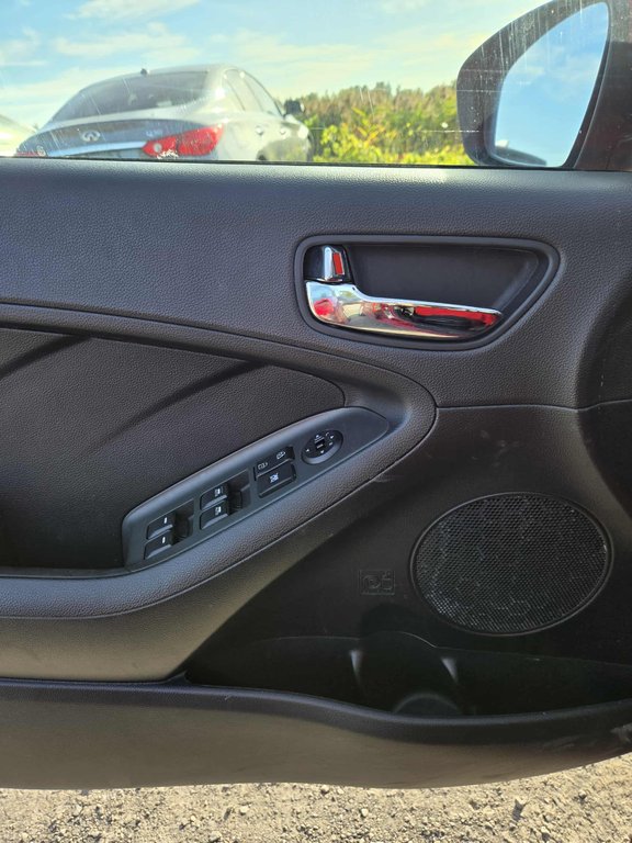 Kia Forte LX+, AUTOMATIQUE, SIÈGES CHAUFFANTS, MAGS 2014 à Mirabel, Québec - 7 - w1024h768px