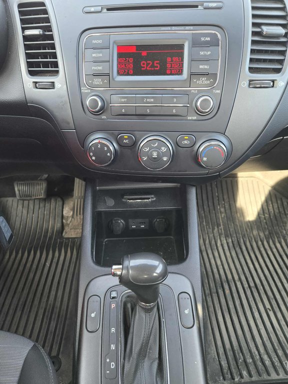 Kia Forte LX+, AUTOMATIQUE, SIÈGES CHAUFFANTS, MAGS 2014 à Mirabel, Québec - 15 - w1024h768px
