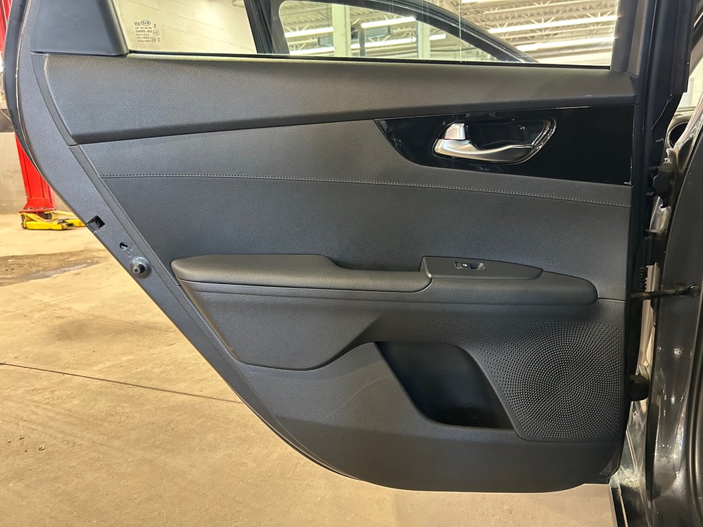 2020 Kia Forte EX, JAMAIS ACCIDENTÉ, SIÈGES CHAUFFANTS, MAGS in Mirabel, Quebec - 27 - w1024h768px
