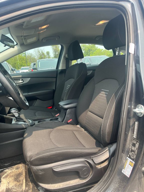 Kia Forte LX, JAMAIS ACCIDENTÉ, AUTOMATIQUE, 8 PNEUS 2021 à Mirabel, Québec - 7 - w1024h768px