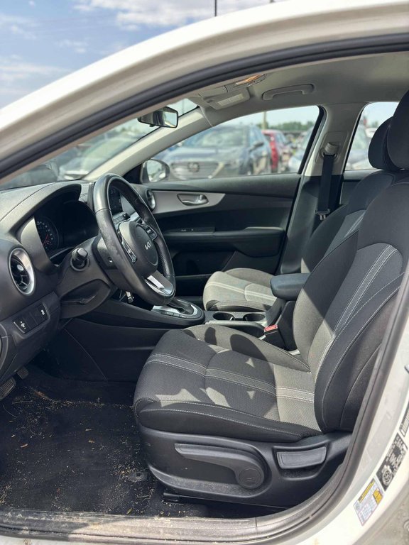 Kia Forte LX, JAMAIS ACCIDENTÉ, AUTOMATIQUE, A/C 2022 à Mirabel, Québec - 7 - w1024h768px