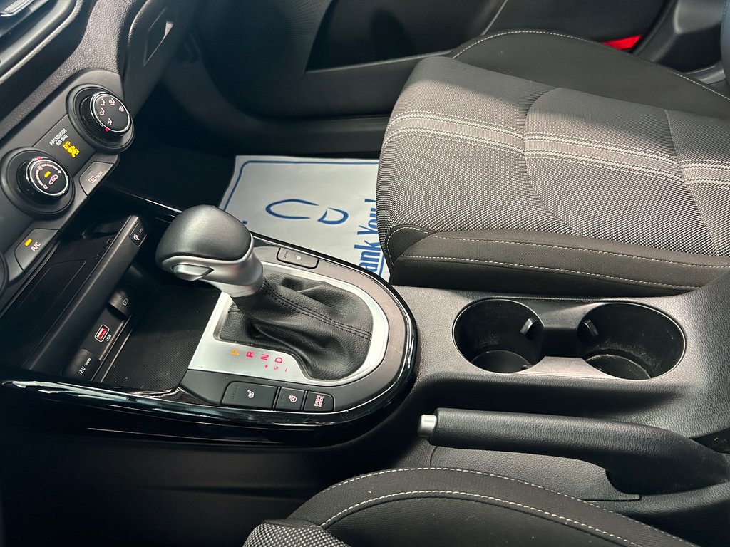 Kia Forte EX+, TOIT OUVRANT, MAGS, AUTOMATIQUE 2023 à Mirabel, Québec - 19 - w1024h768px