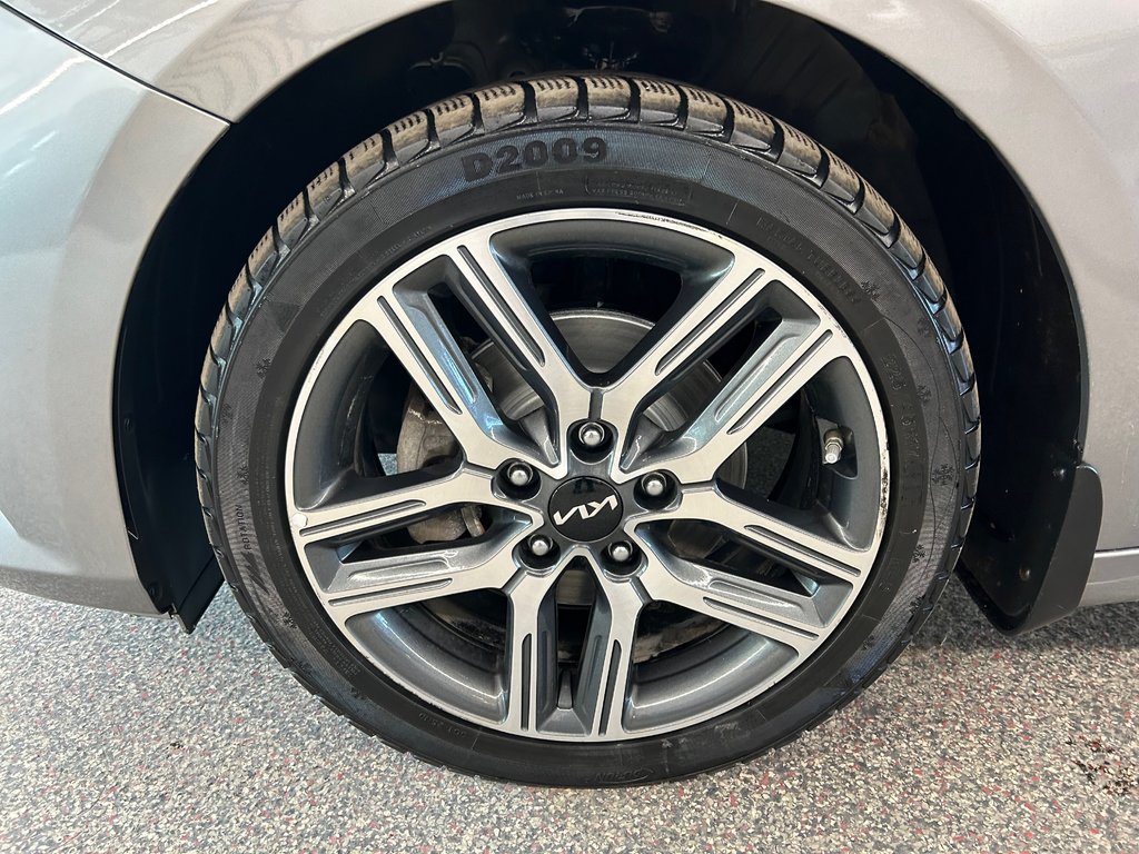 Kia Forte EX+, TOIT OUVRANT, MAGS, AUTOMATIQUE 2023 à Mirabel, Québec - 7 - w1024h768px